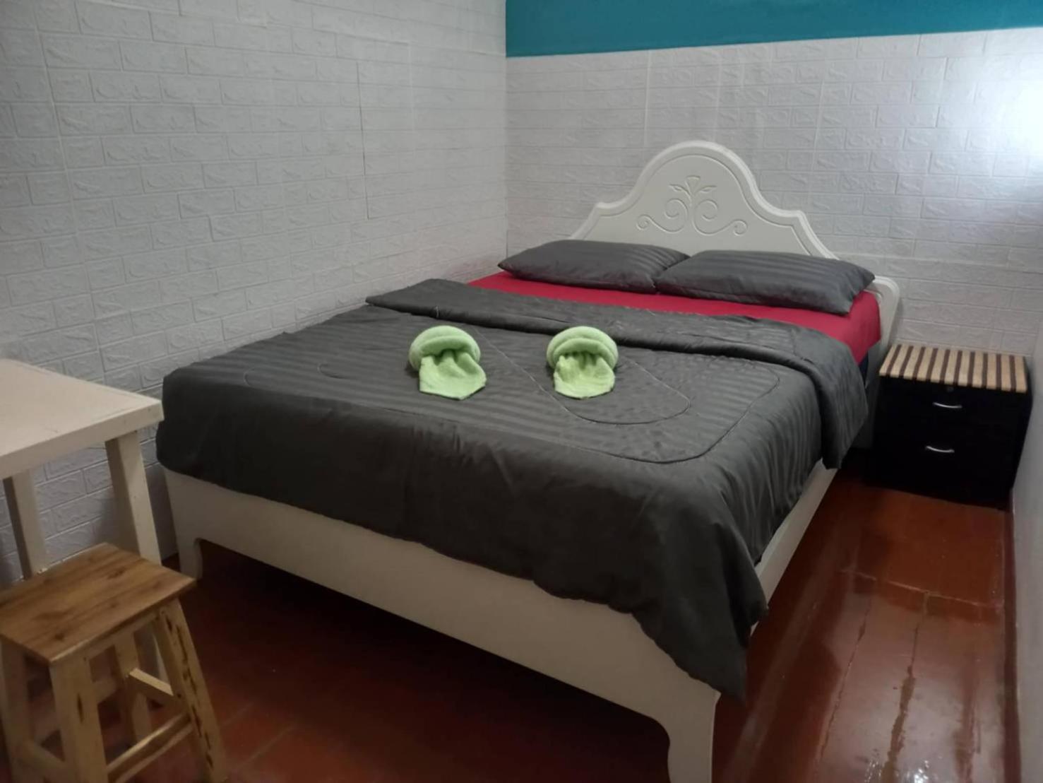 Amazing Khaosan Hostel Бангкок Экстерьер фото